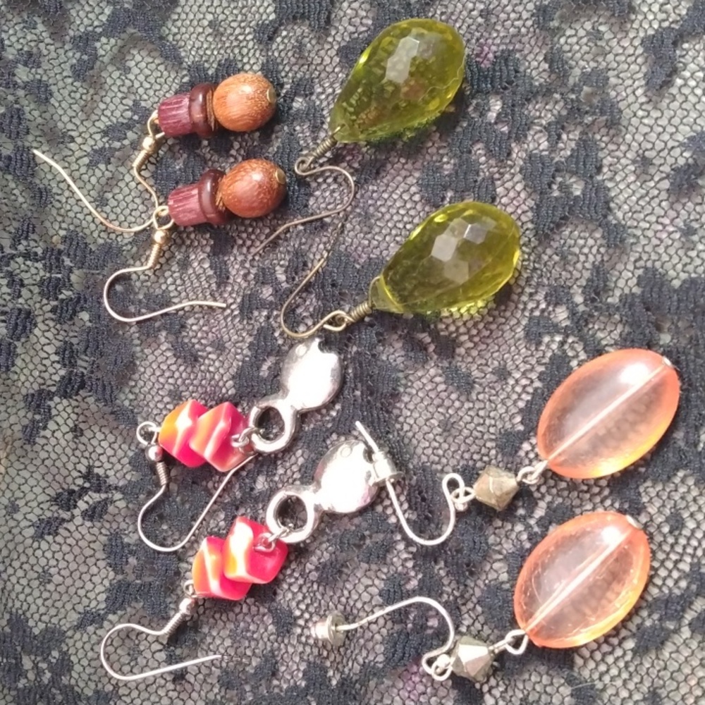 Lot of four pair of vintage earrings